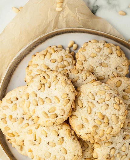 Italian Pine Nut Cookies