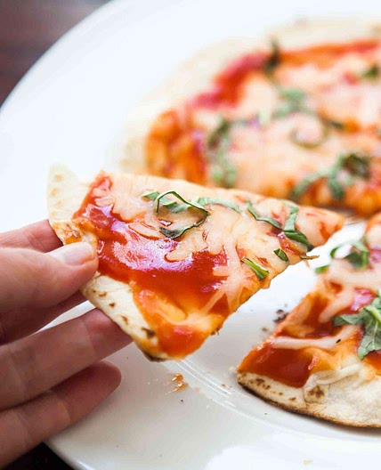 Tortilla pizza