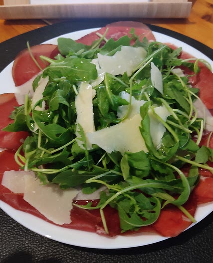 Beef Carpaccio, arugula and parmesan