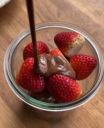 Viral Chocolate covered Strawberries 🍓
