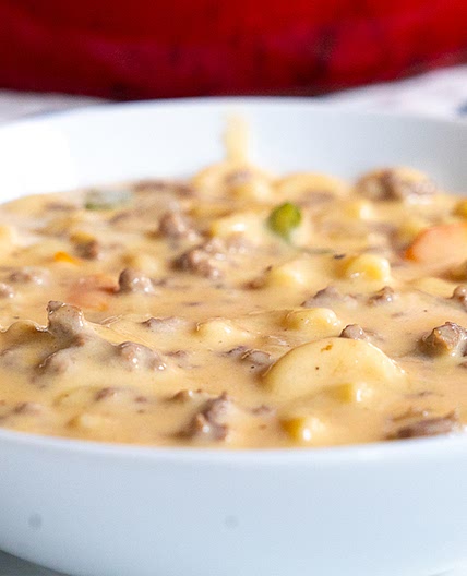 Cheeseburger Macaroni Soup