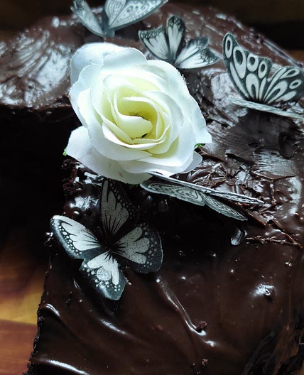 Double Layer Chocolate Cake