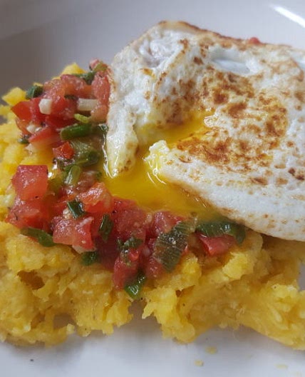 Colombian Breakfast – Cayeye with Hogao – Semiserious Chefs