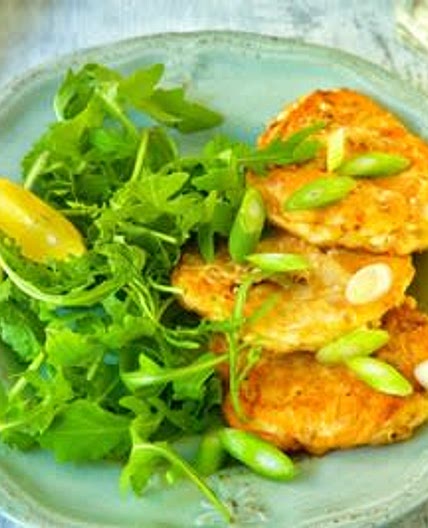 F8 Cheesy Ham and Tomato Pikelets