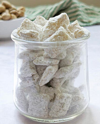 Pistachio Puppy Chow