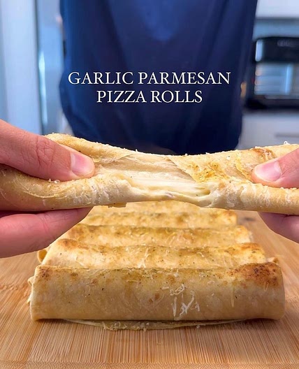 Chicken Garlic Parmesan Rolls Stealth Health Macro Friendly