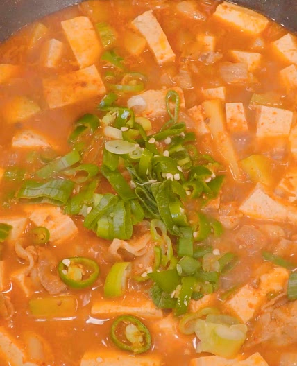 밥도둑! 돼지고기 고추장찌개 레시피!