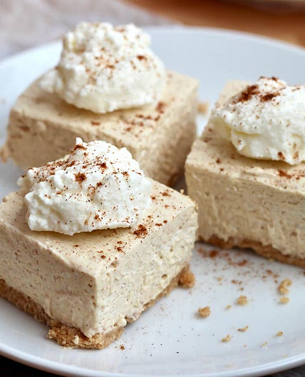 No Bake Pumpkin Cheesecake Bars