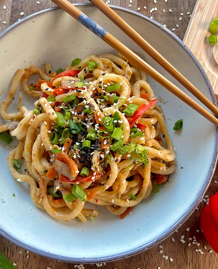 Stir Fried Udon Noodles (With Almond Butter) - Minaelle's Kitchen