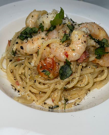 Prawn/Shrimp Pasta with Mascarpone, Garlic Chilli and Basil 