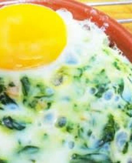 Huevos al plato a la florentina