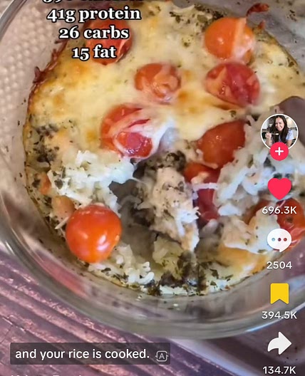 Chicken pesto bakes