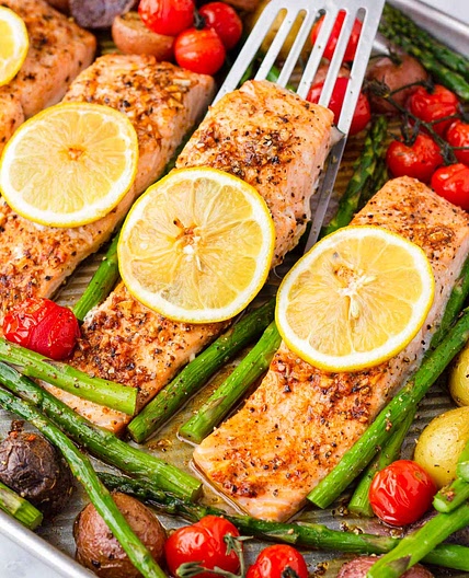 Salmon with Roasted Vegetables