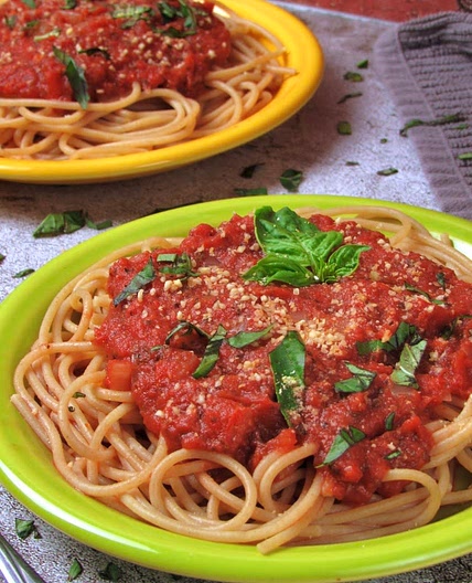 Easy Homemade Marinara Sauce (Vegan)