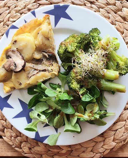 Omelette pommes de terre et champignons