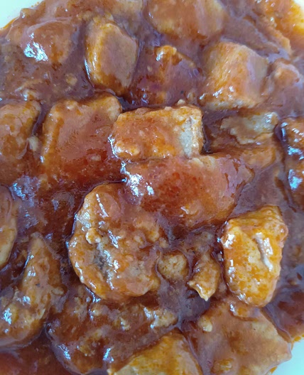 Carne con Tomate