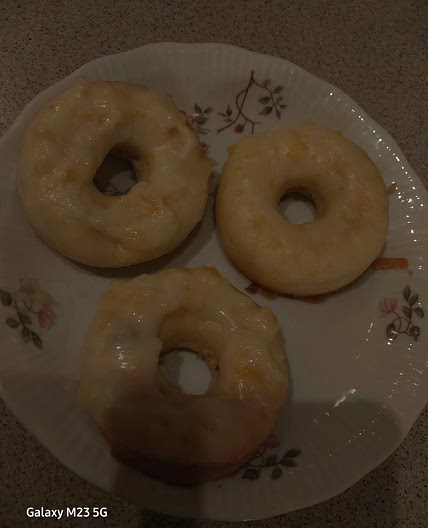 Lemon donuts
