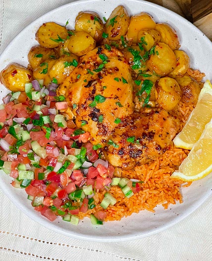 Chicken & potatoes, red rice & chopped salad 