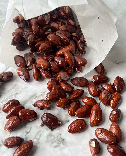 Glossy Crunchy Candied Almonds 