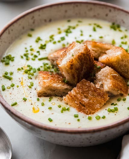 Roasted Garlic Potato Soup