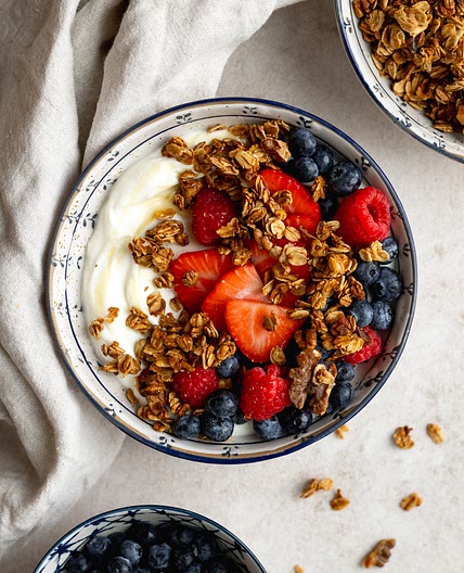 Fruit, Granola, & Greek Yogurt Breakfast Bowls