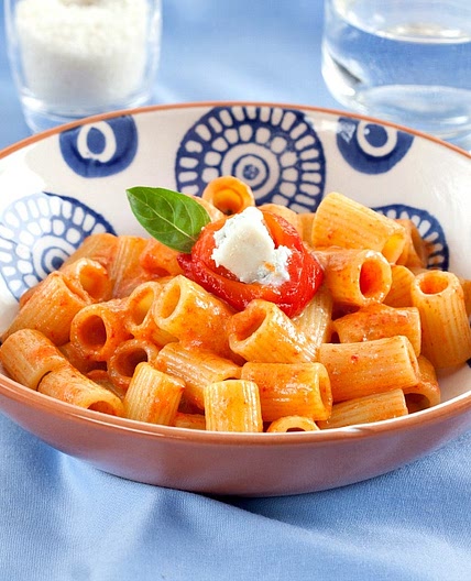Pasta with Bell Pepper and Gorgonzola Cream