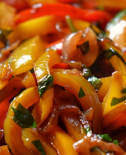 EASY PEPERONATA: ITALIAN PEPPERS RECIPE