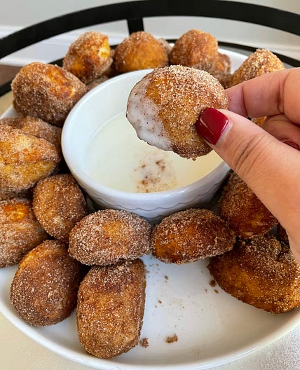 Cinnamon sugar pretzel bites