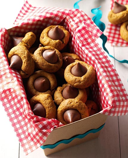 Pumpkin-Gingerbread Thumbprint Cookies
