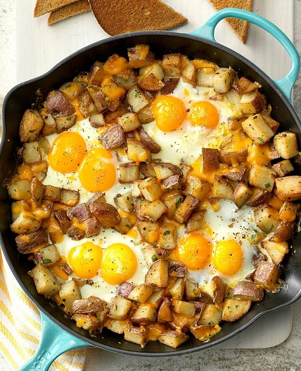 Baked Cheddar Eggs & Potatoes