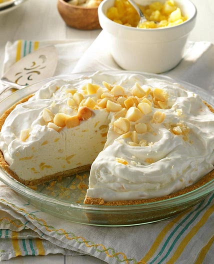 Creamy Pineapple Pie