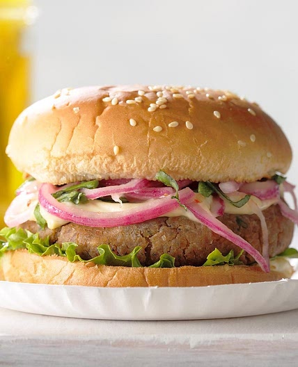 Air-Fryer Chickpea and Red Onion Burgers