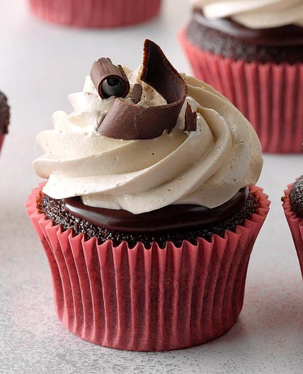 Chocolate Ganache Peanut Butter Cupcakes