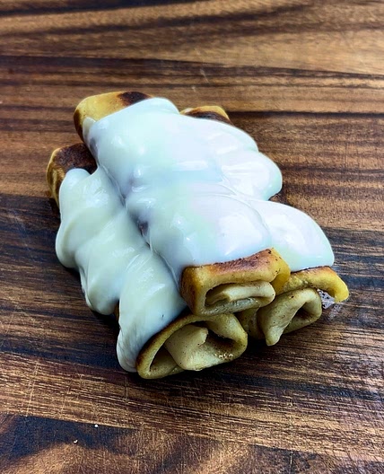 Cinnamon roll wrap