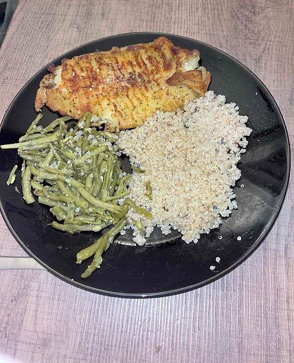 Poisson, quinoa, haricots verts