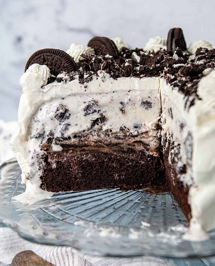 Gluten Free Oreo Ice Cream Cake (Best, Easy Recipe)