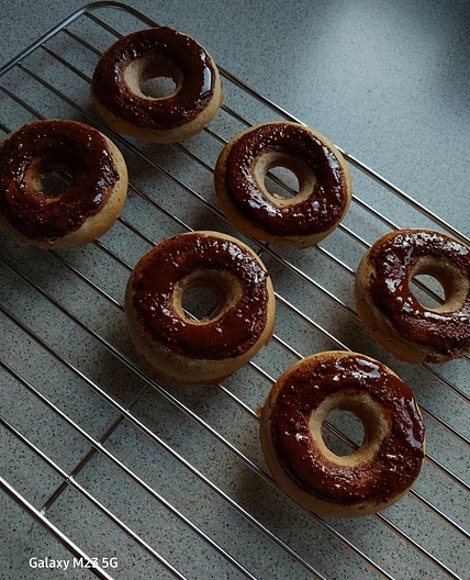 Pumpkin spice donuts