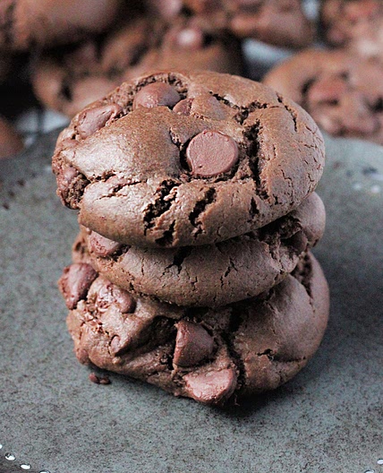 Double Chocolate & Peanut Butter Cake Mix Cookies