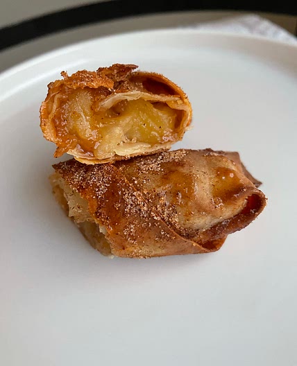 Apple pie eggrolls 