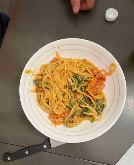 Spicy Tomato and Red Pepper Pasta