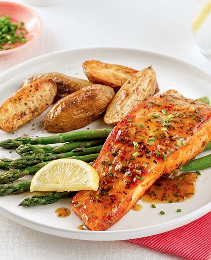 Filets de saumon miel, moutarde et ail