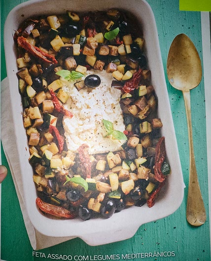 Feta assado com legumes