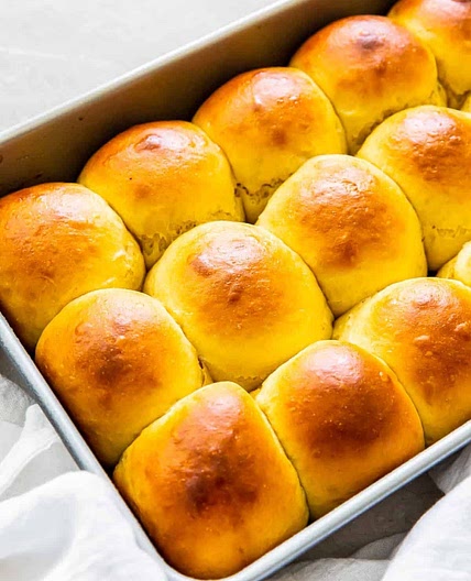 Hawaiian Potato Dinner Rolls 