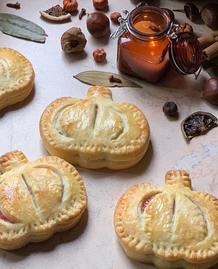 Apple pies 🍎🎃