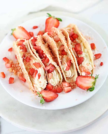 Strawberry Crunch Tacos