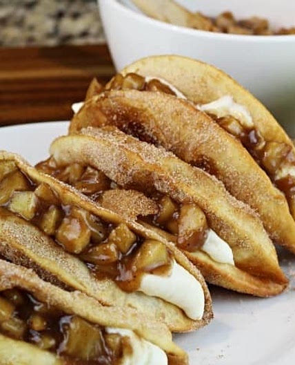 Apple Pie Cheesecake Tacos