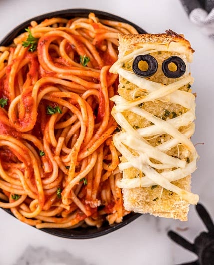 Mummy Garlic Bread