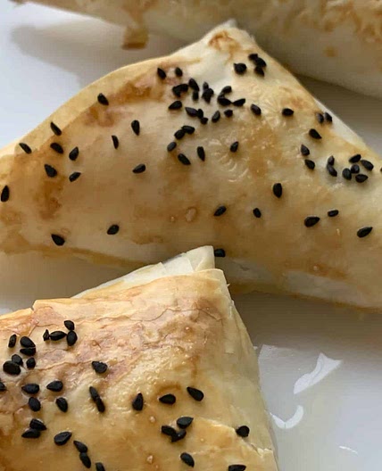Armenian Spinach Pie - Spanakhov Nazuk