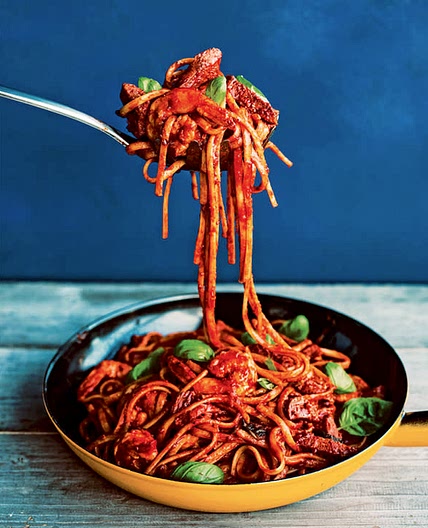 PRAWN, CHORIZO & BASIL LINGUINE