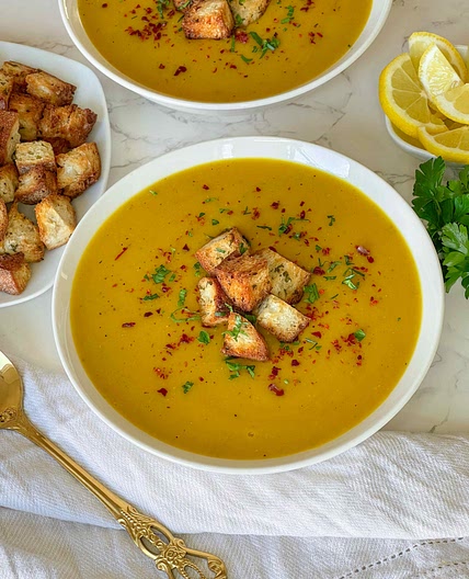 Butternut squash lentil soup 